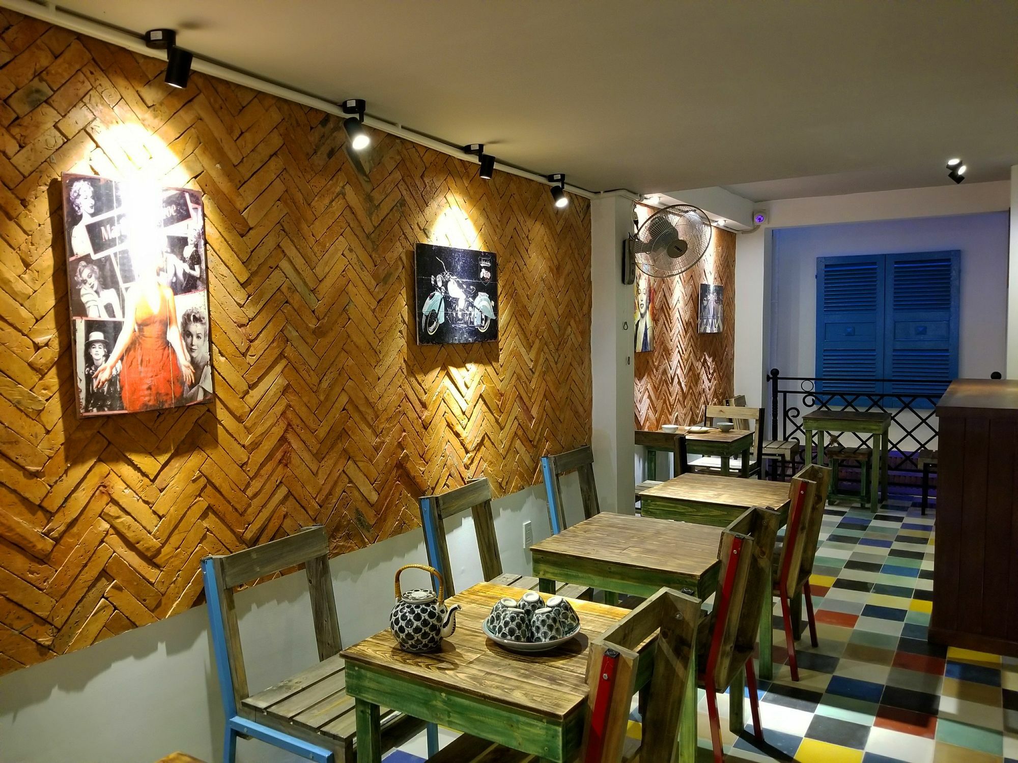 Timemark Travel Homestay & Hostel Ho-Chi-Minh-Stadt Exterior foto