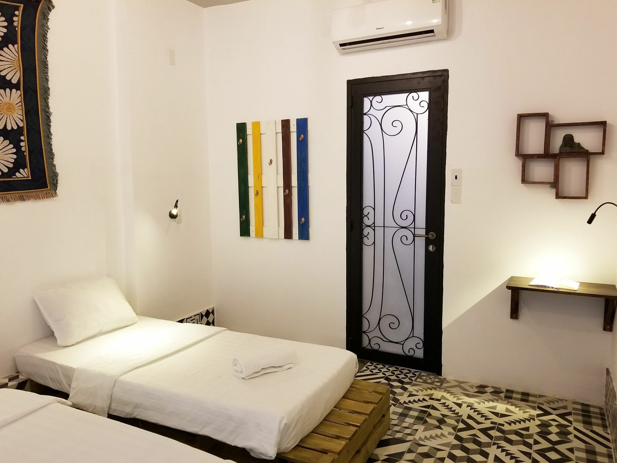 Timemark Travel Homestay & Hostel Ho-Chi-Minh-Stadt Exterior foto
